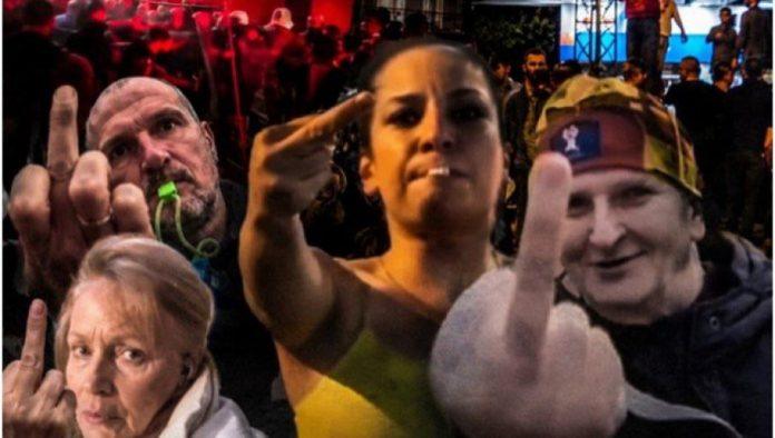 elitno-kulturni-srednji-prst-kao-politicki-program:-sta-zapravo-nude-blokaderi-i-studentske-liste?
