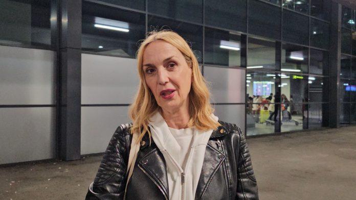 ovo-je-sin-duske-vucinic-aleksa-se-bavi-ozbiljnim-poslom!-nju-godinama-slusamo-kako-izvestava-sa-evrovizije,-a-naslednika-retko-pokazuje-(foto)