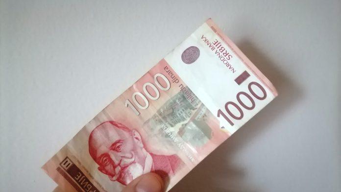 nbs-objavila-kurs-dinara-za-evro-za-ponedeljak:-evo-po-kom-kursu-cemo-menjati-evre-i-dolare