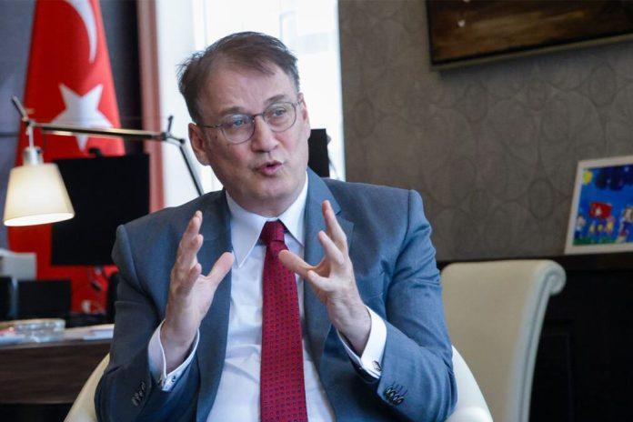 ambasador-turske-u-srbiji-za-kurir:-predsednik-erdogan-i-predsednik-vucic-su-dvojica-lidera-s-vizijom!-imaju-strateski-pristup-globalnim-problemima