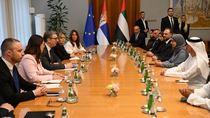 vucic-se-sastao-sa-ministarkom-za-klimatske-promene-i-zivotnu-sredinu-uae