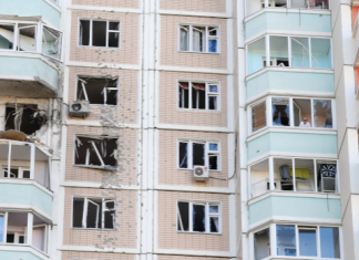 Најмасовнији удар на Москву, има мртвих, погођен брод у Дагестану; Зеленски: Наши одговори су потпуно праведни Најмасовнији-удар-на-Москву,-има-мртвих,-погођен-брод-у-Дагестану;-Зеленски:-Наши-одговори-су-потпуно-праведни