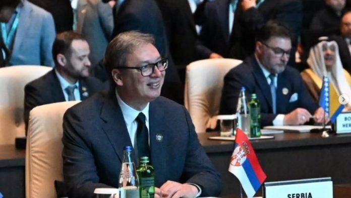 “sa-ponosom-predstavljam-srbiju”:-oglasio-se-vucic-sa-svetskog-urbanog-foruma-u-bakuu-(video)