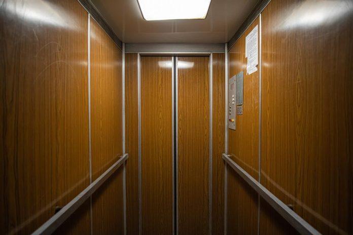 liftovi-sve-cesce-u-kvaru,-majstora-sve-manje:-ko-resava-problem-u-zgradama?