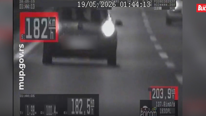 (video)-mrtav-pijan-divljao-sa-182-km-na-sat-i-to-bez-dozvole!-policija-na-novom-beogradu-zaustavila-mladica-(20),-podneta-prijava-za-nasilnicku-voznju