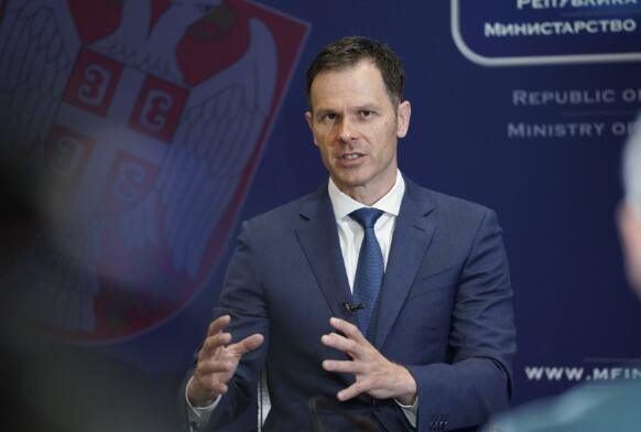 zapanjen-sam-nasiljem-blokadera!-ministar-mali-o-napadu-na-aktiviste-sns-na-slaviji:-zelim-da-porucim-svim-nasilnicima-da,-ipak-i-pored-svega,-srbija-pobeduje zapanjen-sam-nasiljem-blokadera!-ministar-mali-o-napadu-na-aktiviste-sns-na-slaviji:-zelim-da-porucim-svim-nasilnicima-da,-ipak-i-pored-svega,-srbija-pobeduje
