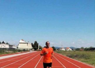 MARATONOM “TESTIRAO” NOVU ATLETSKU STAZU Čovek koji nikada ne miruje: Aleksandar Kikanović u čast svojih godina! (FOTO) maratonom-“testirao”-novu-atletsku-stazu-covek-koji-nikada-ne-miruje:-aleksandar-kikanovic-u-cast-svojih-godina!-(foto)