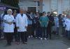ZBOG HAPŠENjA U GRAČANICI: Protest radnika Doma zdravlja (VIDEO) zbog-hapsenja-u-gracanici:-protest-radnika-doma-zdravlja-(video)