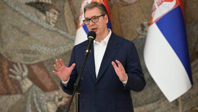 “rezimi-pola-pota-i-idija-amina-da-im-pozavide”-vucic-o-ludilu-blokadera:-da-nekome-brane-da-se-rukuje…
