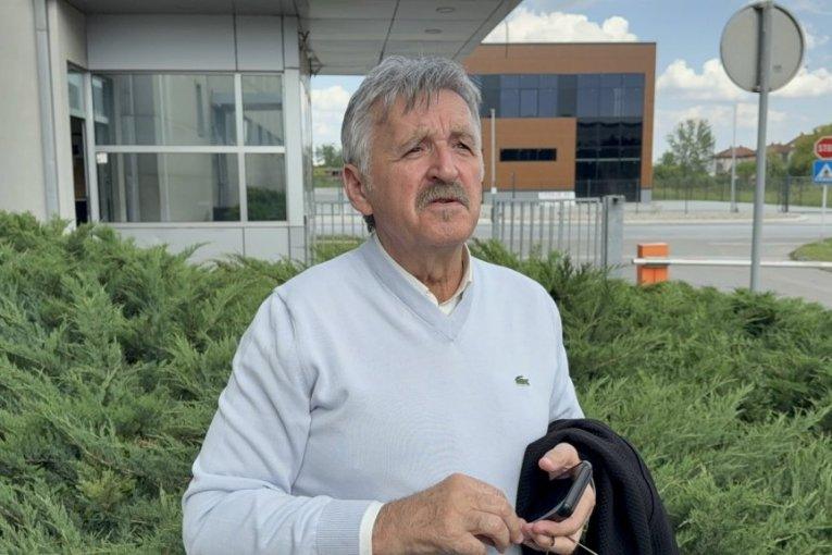 bosanac-ponizio-brenu,-cecu-i-teu:-narod-bi-da-ih-vidi-na-evroviziji,-kompozitor-zagrmeo!-(video) bosanac-ponizio-brenu,-cecu-i-teu:-narod-bi-da-ih-vidi-na-evroviziji,-kompozitor-zagrmeo!-(video)