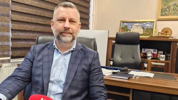 Јевтић:-Хапшење-Срба-у-Грачаници-покушај-Куртија-да-помогне-Рашићу-пред-изборе
