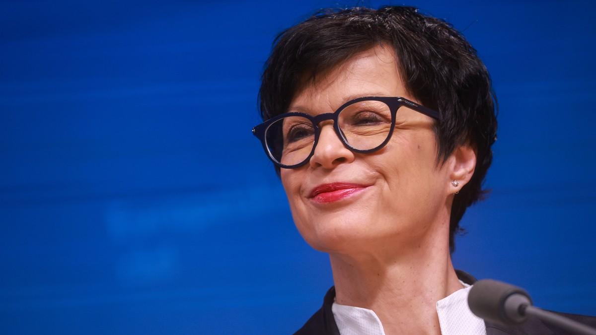 “prvi-vazan-korak”-marta-kos:-“pozdravljam-usvajanje-cetiri-izborna-zakona-u-srbiji-u-skladu-sa-preporukama-odihr” “prvi-vazan-korak”-marta-kos:-“pozdravljam-usvajanje-cetiri-izborna-zakona-u-srbiji-u-skladu-sa-preporukama-odihr”