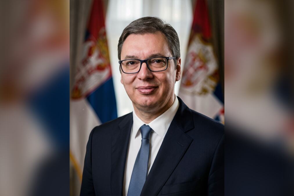 uzivo-vucic-na-javnom-servisu-predsednik-gost-emisije-“cetvrtkom-u-9” uzivo-vucic-na-javnom-servisu-predsednik-gost-emisije-“cetvrtkom-u-9”