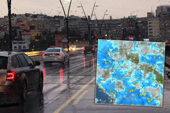 nevreme-hrli-ka-srbiji,-rhmz-popalio-alarme:-tokom-noci-stizu-kisa-i-pljuskovi,-padace-i-grad-–-evo-kako-ce-se-kretati-olujni-oblaci-(radarski-snimci)