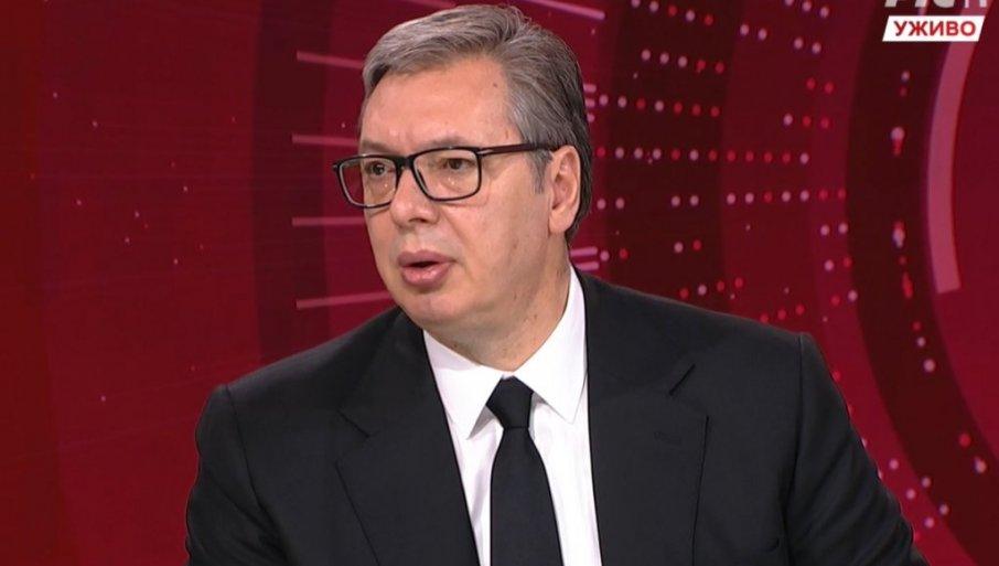 “da-slavimo-sto-se-crna-gora-otcepila?”-vucic-istice:-mi-ne-moramo-da-svoj-identitet-gradimo-negiranjem-tudeg-identiteta “da-slavimo-sto-se-crna-gora-otcepila?”-vucic-istice:-mi-ne-moramo-da-svoj-identitet-gradimo-negiranjem-tudeg-identiteta