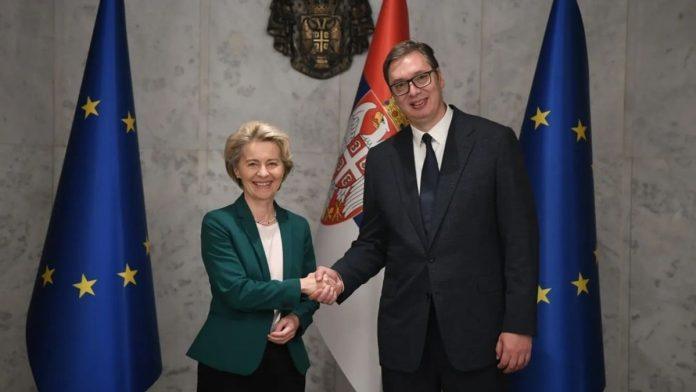 “uvek-pokazivala-postovanje-prema-srbiji”-vucic:-u-tivat-idem-jer-me-pozvala-fon-der-lajen