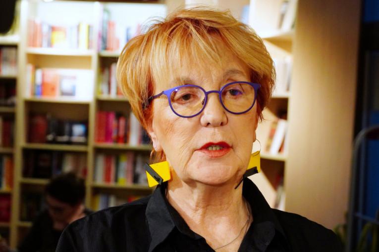 “doktori-su-mi-obecali-brzu-smrt!”-svi-tuguju-zbog-vedrane-rudan:-knjizevnica-se-oglasila-sa-onkologije,-pa-iznela-stravicne-detalje! “doktori-su-mi-obecali-brzu-smrt!”-svi-tuguju-zbog-vedrane-rudan:-knjizevnica-se-oglasila-sa-onkologije,-pa-iznela-stravicne-detalje!
