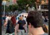 JEZIVE SCENE IZ BEOGRADA: Vozilo Hitne pomoći ostalo zarobljeno među blokaderima (VIDEO) jezive-scene-iz-beograda:-vozilo-hitne-pomoci-ostalo-zarobljeno-medu-blokaderima-(video)