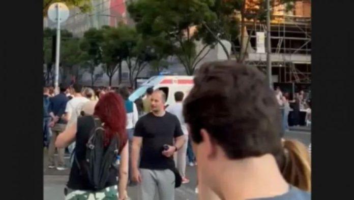 jezive-scene-iz-beograda:-vozilo-hitne-pomoci-ostalo-zarobljeno-medu-blokaderima-(video)