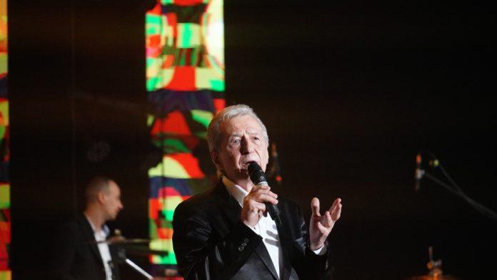 “deda,-ne-daj-se”-miroslavu-ilicu-su-unuci-najveca-podrska,-pevac-priznao:-“ja-moj-brod-uvodim-u-luku”