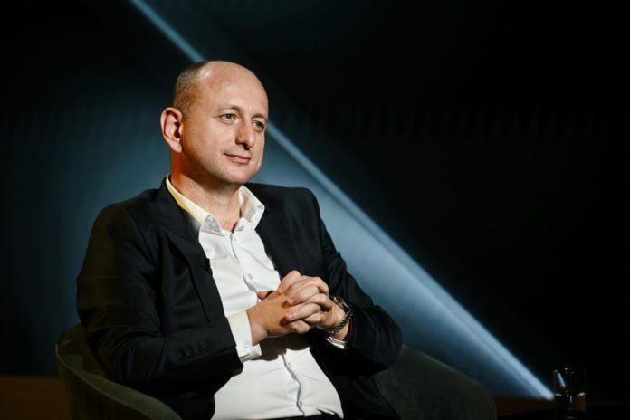 priznanje-kosova-je-najcrnji-datum-u-mom-politickom-zivotu!-knezevic-izneo-teske-optuzbe-o-referendumu-i-odnosu-drzave-prema-srbima-za-kurir-televiziju