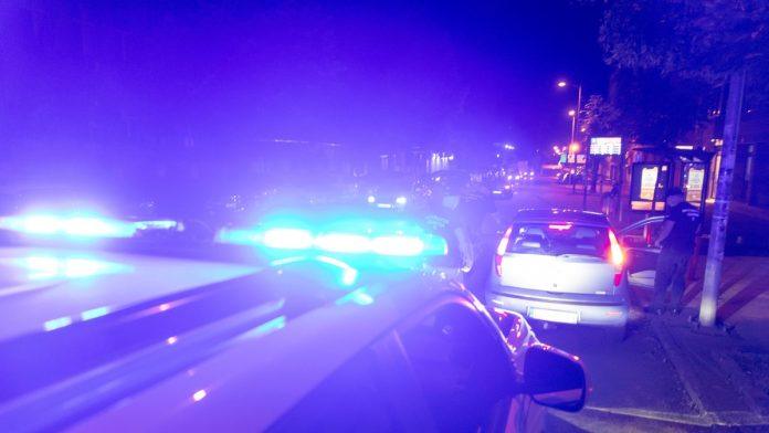 dvojica-izbodena-u-stomak,-treci-u-saku-detalji-krvavog-obracuna-kod-beton-hale,-policija-pokrenula-akciju-“vihor”