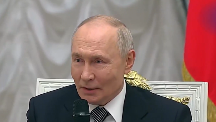 (video)-putin-je-pokusao-da-izgovori-recenicu,-usledio-je-sok!-isplivao-snimak-koji-je-kremlj-sakrio-od-sveta,-zelenski-likuje:-“on-vise-ne-moze…”