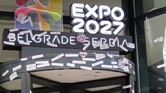 “ekspo-pripada-svima”:-odgovor-na-poruke-gradana-koje-su-osvanule-na-ulazu-u-kancelarije-expo-2027