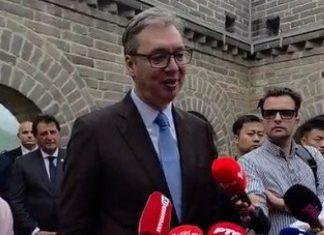 “JESTE ZAKUCALO SRCE MALO JAČE!” Vučić nakon gledanja srpskog kola na Kineskom zidu – Kako da se ne osećate ponosno! (VIDEO) “jeste-zakucalo-srce-malo-jace!”-vucic-nakon-gledanja-srpskog-kola-na-kineskom-zidu-–-kako-da-se-ne-osecate-ponosno!-(video)