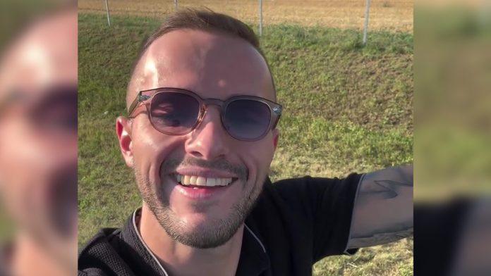 “davala-mi-je-njen-auto,-a-ona-je-isla-autobusom”:-pevac-raskinuo-veridbu-sa-18-godina-starijom-koleginicom,-pa-ozenio-policajku
