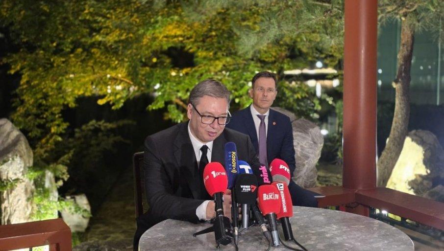 vucic-posle-sastanka-sa-sijem:-ponosan-sam-na-srbiju,-verujem-da-su-nam-vrata-sirom-otvorena vucic-posle-sastanka-sa-sijem:-ponosan-sam-na-srbiju,-verujem-da-su-nam-vrata-sirom-otvorena