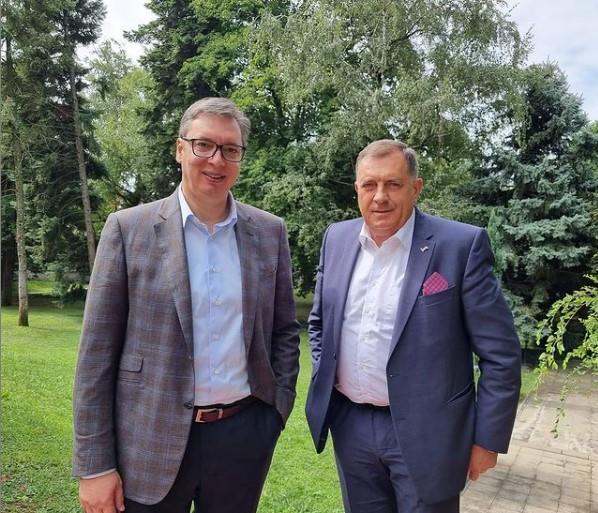 dodik-cestitao-vucicu-orden-prijateljstva:-ovo-priznanje-pokazuje-koliko-kina-postuje-srbiju-i-srpski-narod! dodik-cestitao-vucicu-orden-prijateljstva:-ovo-priznanje-pokazuje-koliko-kina-postuje-srbiju-i-srpski-narod!