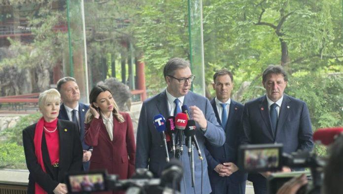 vucic-o-razgovoru-sa-vang-huningom:-ocekujemo-da-napravimo-fabriku-transformatora,-da-se-u-potpunosti-proizvode-na-teritoriji-srbije