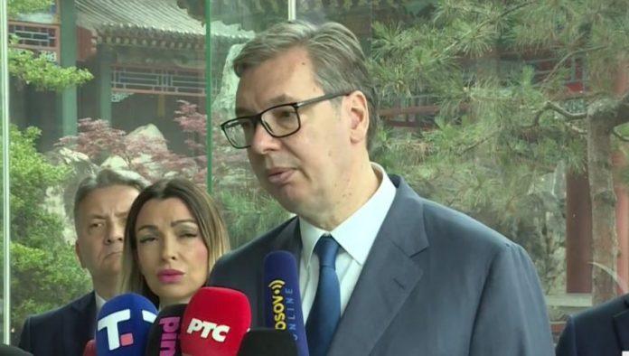 “kineski-turisti-zele-da-upoznaju-srbiju”-vucic:-svake-godine-sve-vise-posetilaca-stize-u-nasu-zemlju