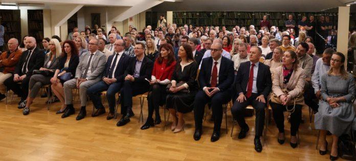 dinastija-obrenovic-–-naslede-koje-govori:-u-biblioteci-grada-beograda-otvorena-znacajna-istorijska-izlozba