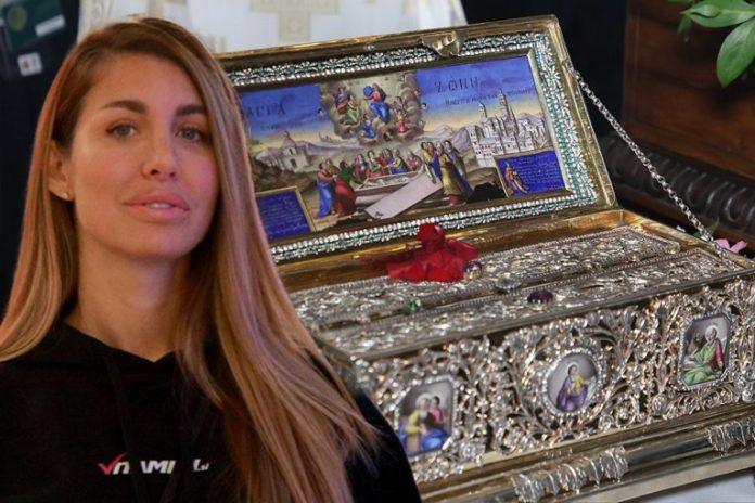 slobina-zena-celivala-pojas-presvete-bogorodice:-jelena-usnimila-neverovatan-prizor-(video)