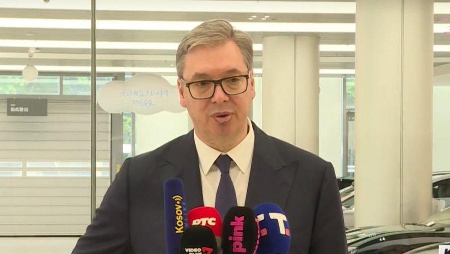 “nece-valjda-meni-da-zabranjuju-ono-sto-su-sebi-dozvolili”-vucic:-eu-ulaze-u-kinu-ogroman-novac “nece-valjda-meni-da-zabranjuju-ono-sto-su-sebi-dozvolili”-vucic:-eu-ulaze-u-kinu-ogroman-novac