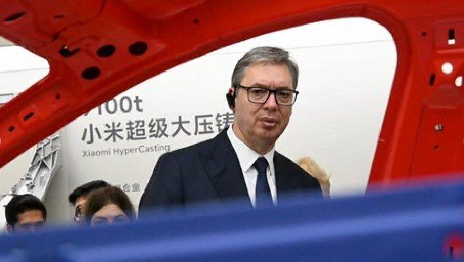 “ovo-mesto-je-cudesno,-ja-ovako-nesto-nikada-nisam-video”-vucic-obisao-kompaniju-“xiaomi”-(foto) “ovo-mesto-je-cudesno,-ja-ovako-nesto-nikada-nisam-video”-vucic-obisao-kompaniju-“xiaomi”-(foto)