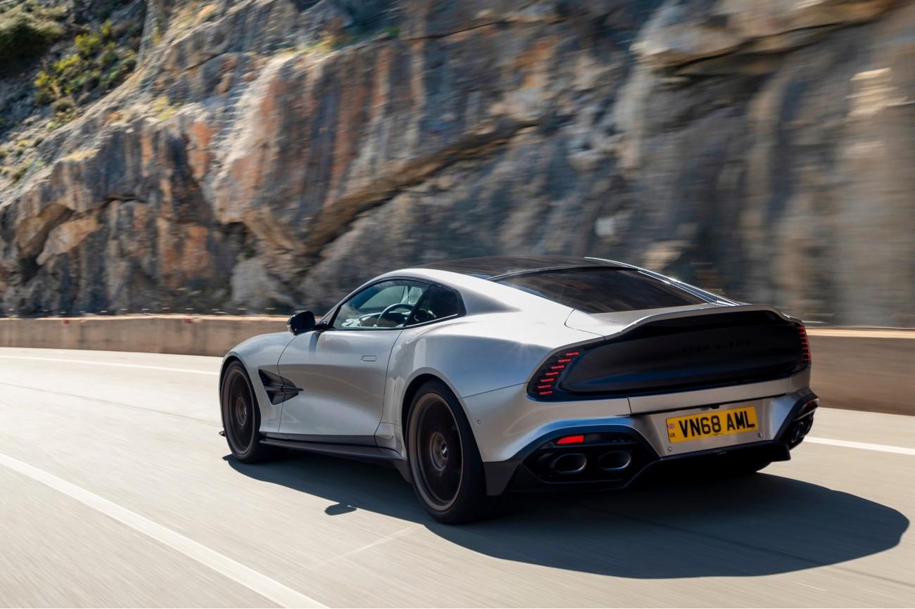 aston-martin-vanquish-otkriva-luksuz-kakav-niste-ocekivali-u-sportskom-autu aston-martin-vanquish-otkriva-luksuz-kakav-niste-ocekivali-u-sportskom-autu
