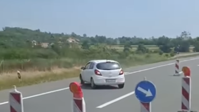 (foto,-video)-usao-u-kontrasmer,-shvatio,-pa-krenuo-u-rikverc-preko-svih-traka!-novi-slucaj-voznje-u-suprotnom-smeru-na-auto-putu-“milos-veliki”