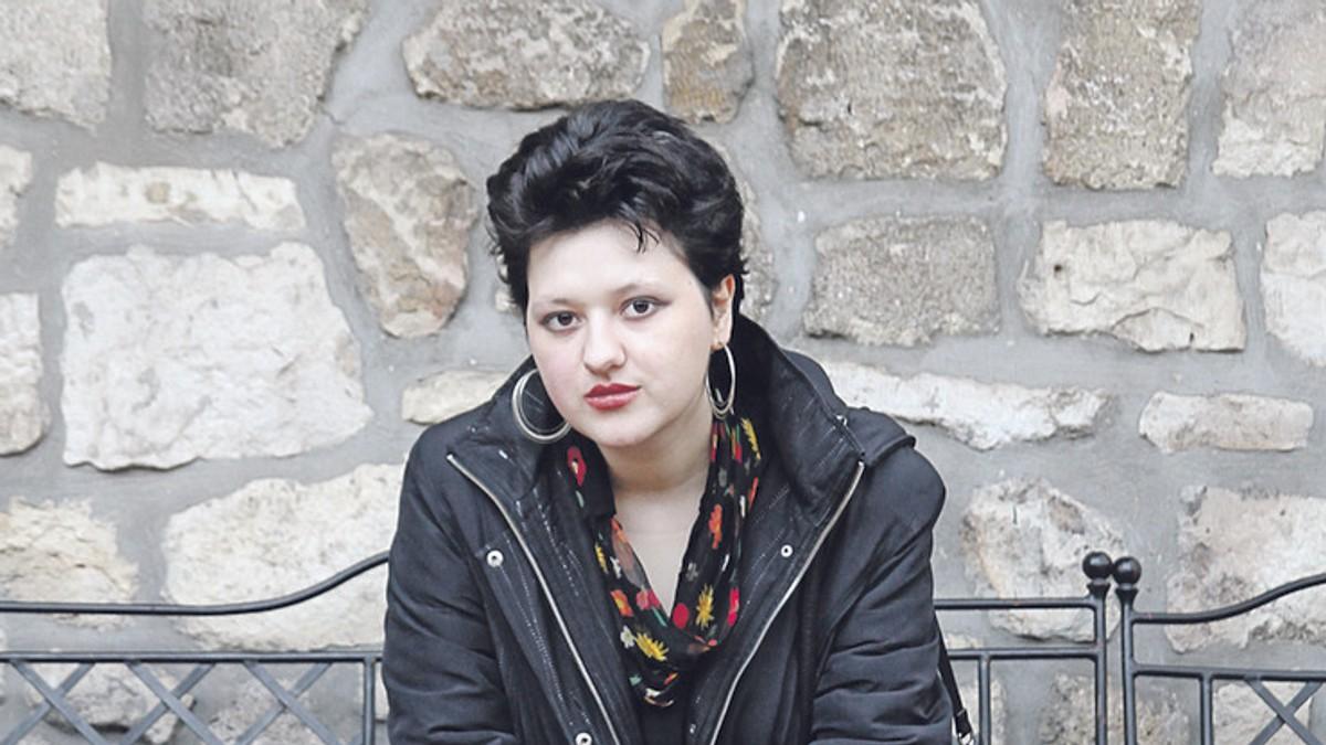 “odjednom-sam-izgubila-80-posto-vida”-pevacica-se-ujutru-probudila-u-panici,-saznala-da-je-bolesna,-a-ovaj-simptom-je-prvo-ignorisala:-“sa-time-moze-da-se-zivi” “odjednom-sam-izgubila-80-posto-vida”-pevacica-se-ujutru-probudila-u-panici,-saznala-da-je-bolesna,-a-ovaj-simptom-je-prvo-ignorisala:-“sa-time-moze-da-se-zivi”