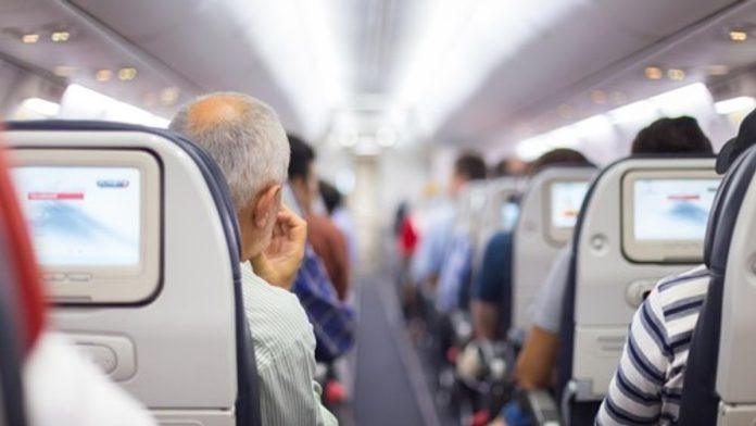 nova-pravila-ponasanja-u-avionu:-mnogi-su-ovo-radili-tokom-leta,-sada-ce-se-strogo-kaznjavati