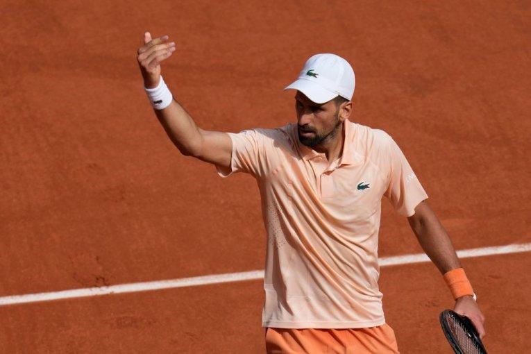 dokovic-od-celika!-novak-vratio-brejk-u-cetvrtom-setu,-ogromna-borba-u-parizu! dokovic-od-celika!-novak-vratio-brejk-u-cetvrtom-setu,-ogromna-borba-u-parizu!