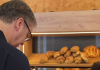“POSLE KINE, KRENUO U NAROD” Vučić ide u Orlovat, svratio u Crepaju, ljudi se iznenadili kada su ga videli: Evo šta je radio (VIDEO) “posle-kine,-krenuo-u-narod”-vucic-ide-u-orlovat,-svratio-u-crepaju,-ljudi-se-iznenadili-kada-su-ga-videli:-evo-sta-je-radio-(video)