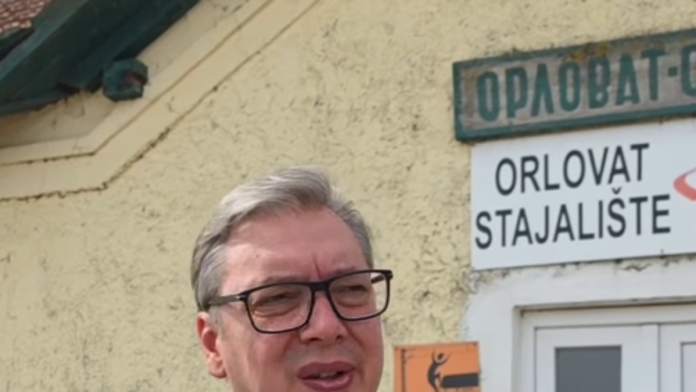 “posle-kine,-krenuo-u-narod”-vucic-u-orlovatu-obisao-zeleznicku-stanicu:-poslusao-sam-jednog-domacina,-mesec-dana-kasnije-ispunio-sam-obecanje-(video)