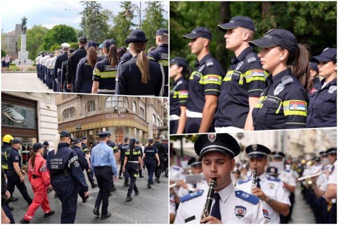 svecanost-u-prisustvu-konjanika-i-orkestra-oglasio-se-mup-nakon-defilea-povodom-dana-mup-i-policije:-pogledajte-velicanstvene-prizore-(video)