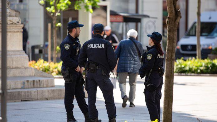 likvidacija-dogovorena-preko-aplikacije!-cije-ubistvo-je-sprecila-zagrebacka-policija:-mladic-(25)-iz-srbije-uhapsen-u-hotelu-sa-pistoljem,-policajcima-rekao-da-je-u-hrvatsku-usao-ilegalno