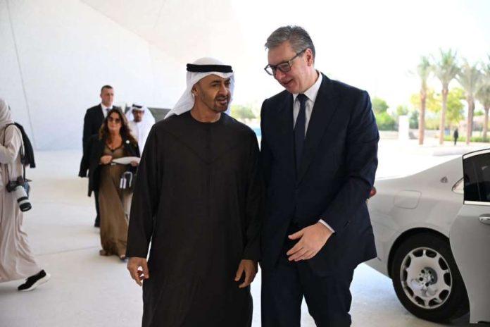 vucic-razgovarao-sa-seikom-mohamedom-bin-zajedom:-glavne-teme-aktuelni-izazovi-sirom-sveta-i-situacija-na-bliskom-istoku,-pozvao-vladara-uae-da-poseti-srbiju