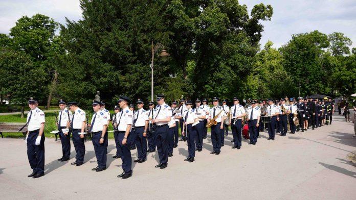 svecana-akademija-povodom-dana-mup-a,-prisustvuje-i-vucic-dacic:-“policija-je-profesionalna,-na-generalnom-planu,-najbolja-u-poslednjih-35-godina”