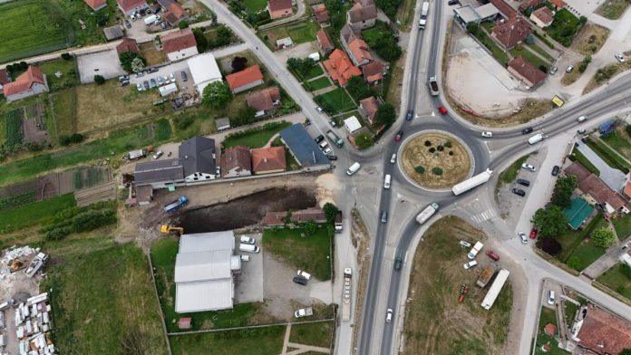 od-danas-izmene-u-saobracaju-na-vise-deonica-sirom-srbije:-radovi-na-moravskom-koridoru,-milosu-velikom-i-kljucnim-putnim-pravcima,-vozacima-se-savetuje-oprez